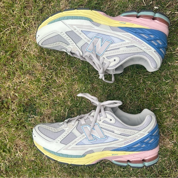 New Balance 1906U ‘Angora Blue Pink’ sz 11.5 - Picture 2 of 5